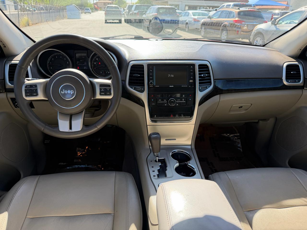 Jeep Grand Cherokee Laredo 4WD 2013