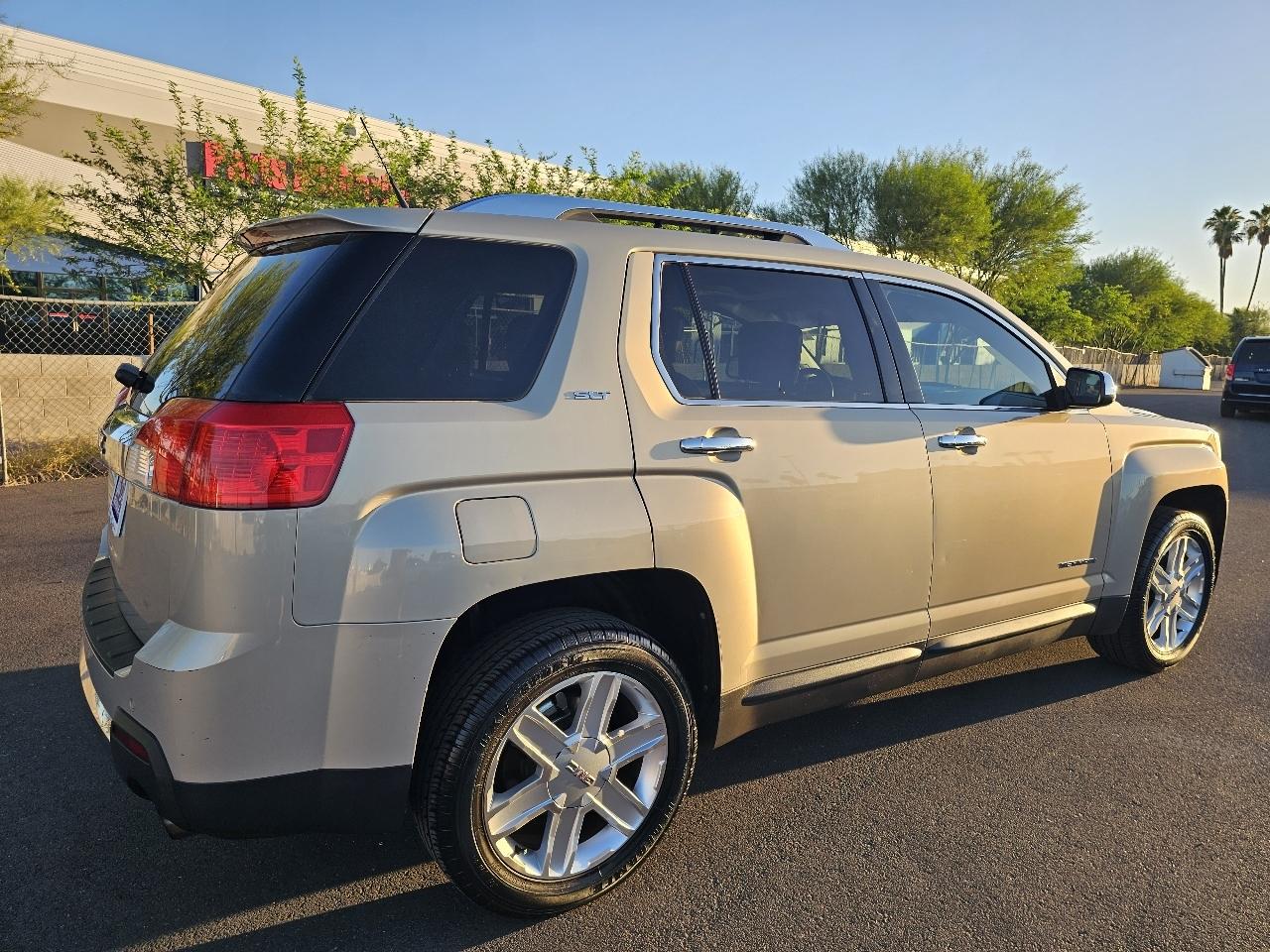 GMC Terrain SLT2 FWD 2010