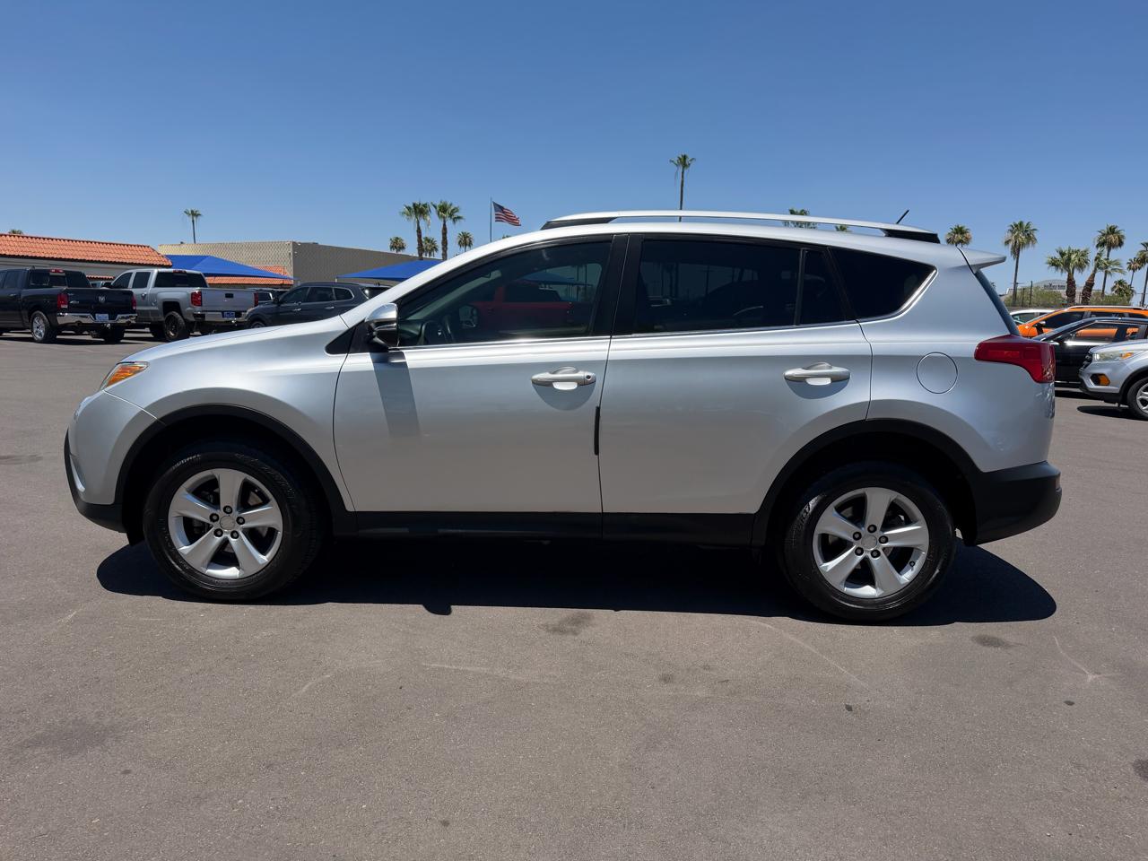 Toyota RAV4 XLE FWD 2013