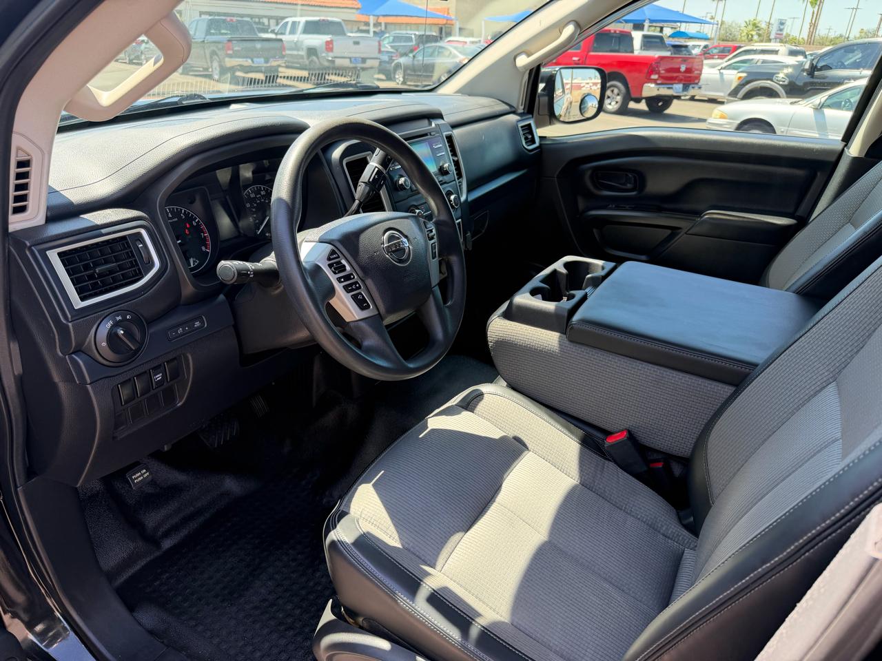 Nissan Titan XD S 4WD 2016