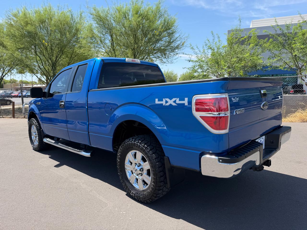 Ford F-150 4WD SuperCab 133" XLT 2010