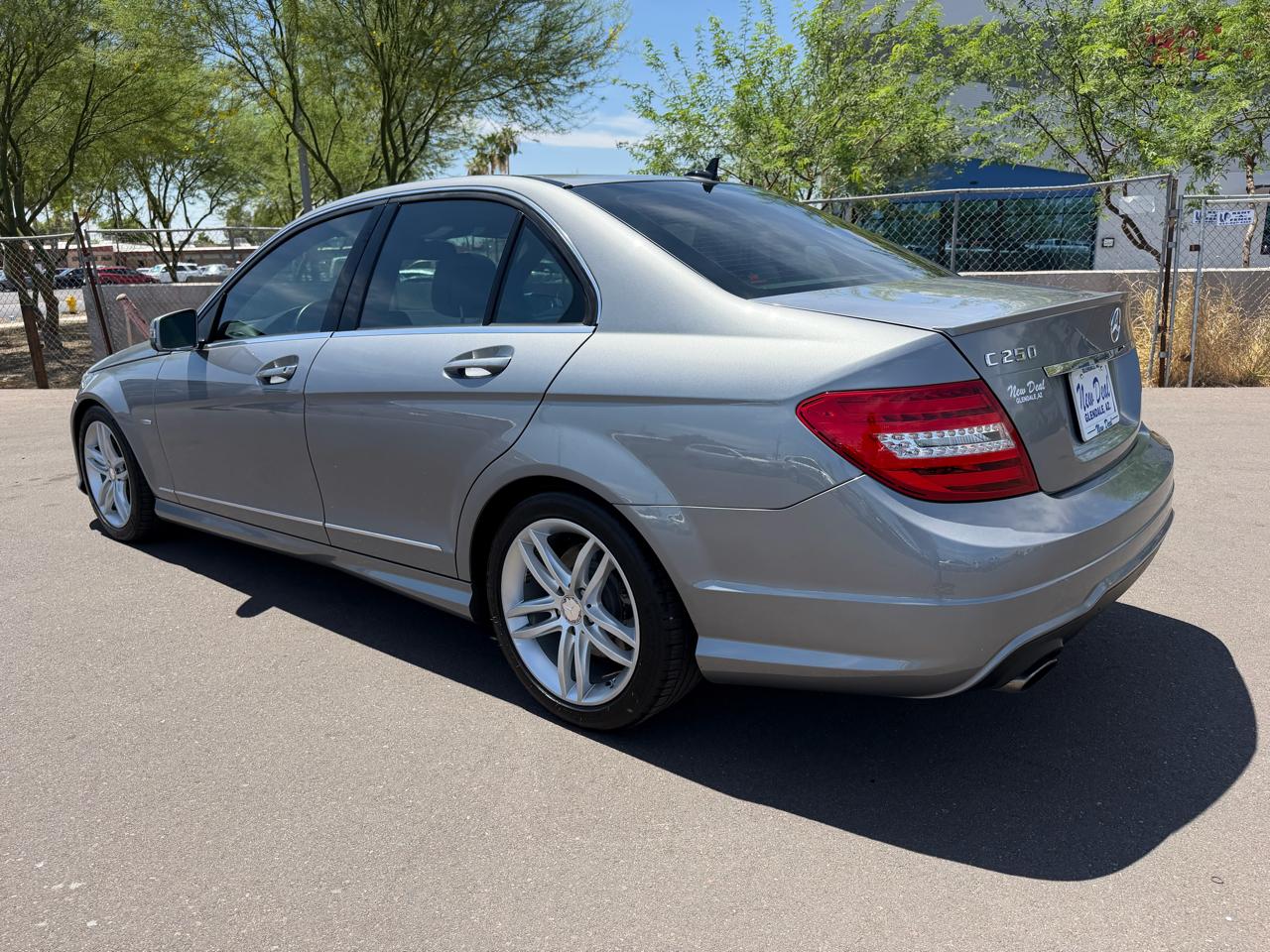 Mercedes-Benz C-Class C250 Luxury Sedan 2012