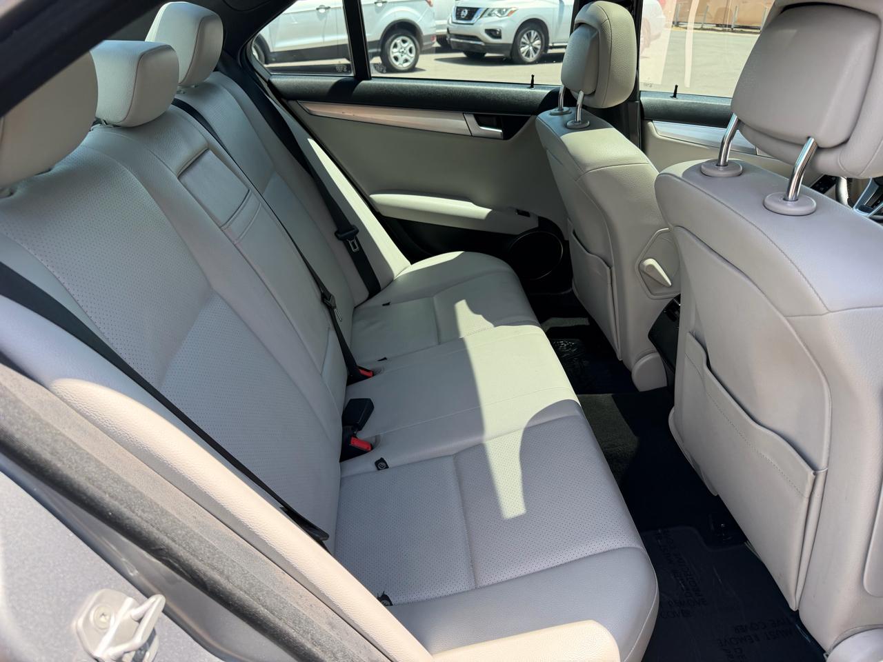 Mercedes-Benz C-Class C250 Luxury Sedan 2012