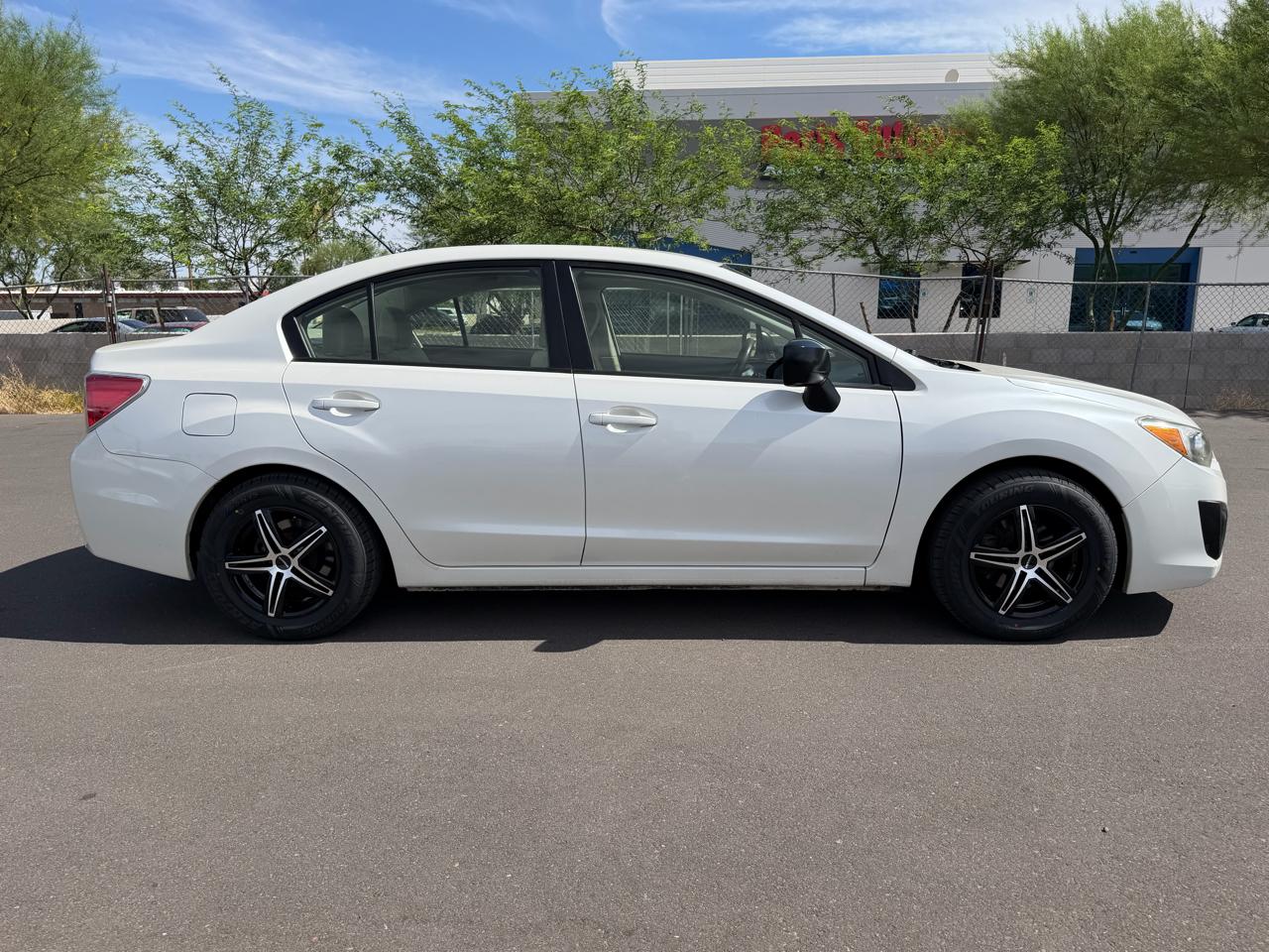 Subaru Impreza Base 4-Door 2014