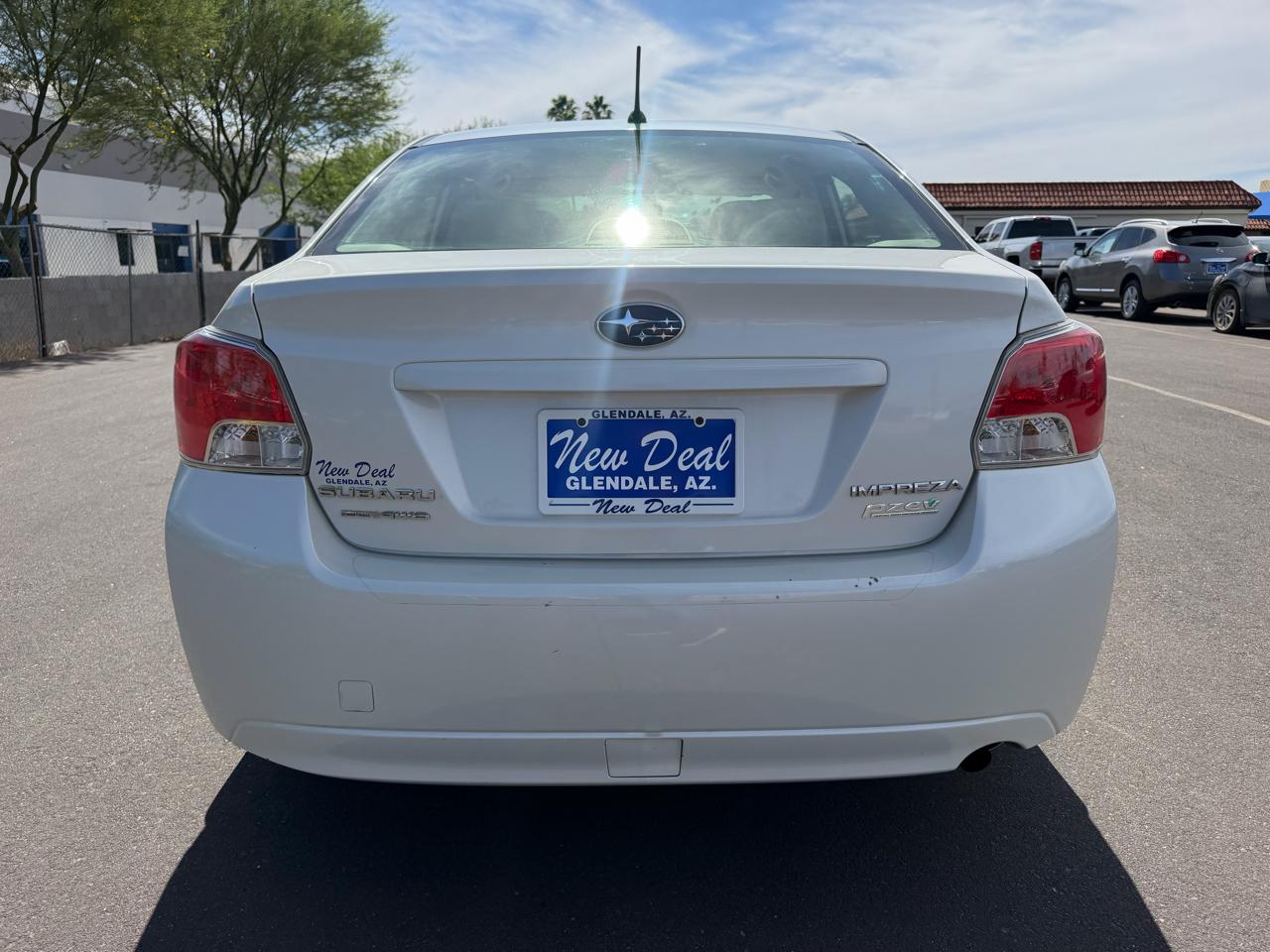 Subaru Impreza Base 4-Door 2014