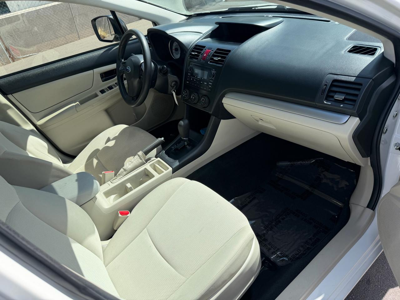Subaru Impreza Base 4-Door 2014