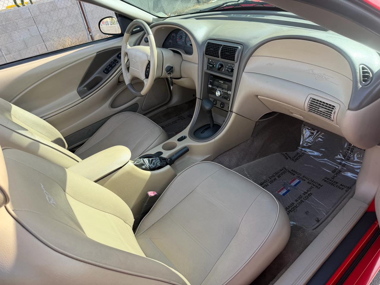 Ford Mustang Deluxe Convertible 2003