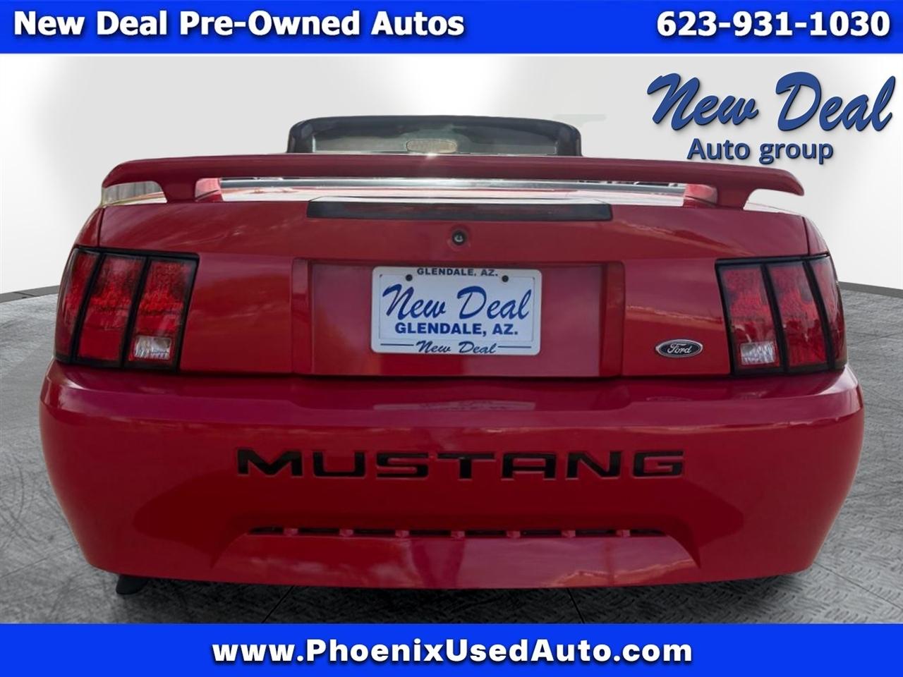 Ford Mustang Deluxe Convertible 2003