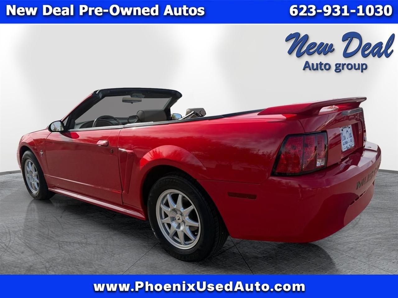 Ford Mustang Deluxe Convertible 2003