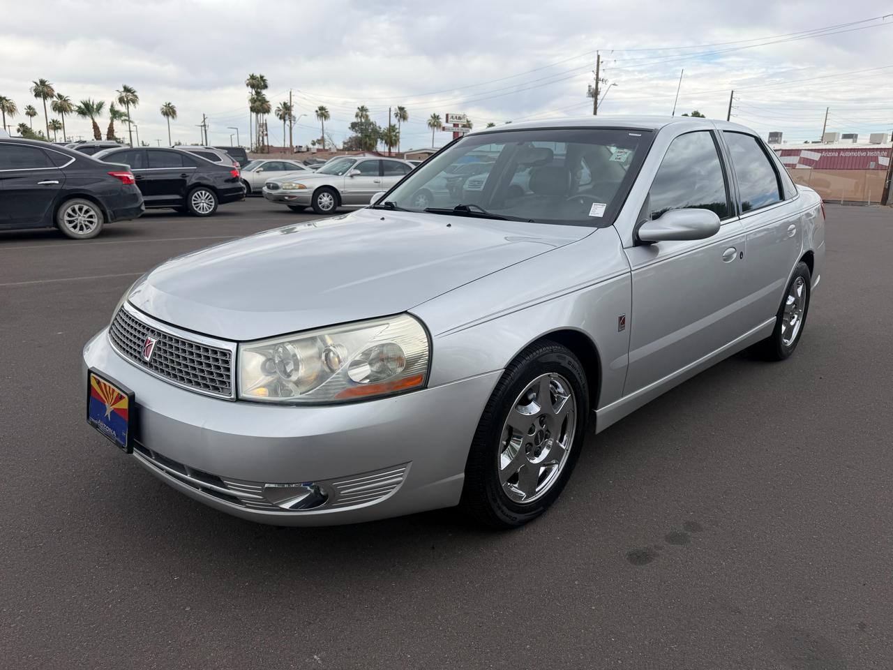 Saturn L300 Sedan 3 2004