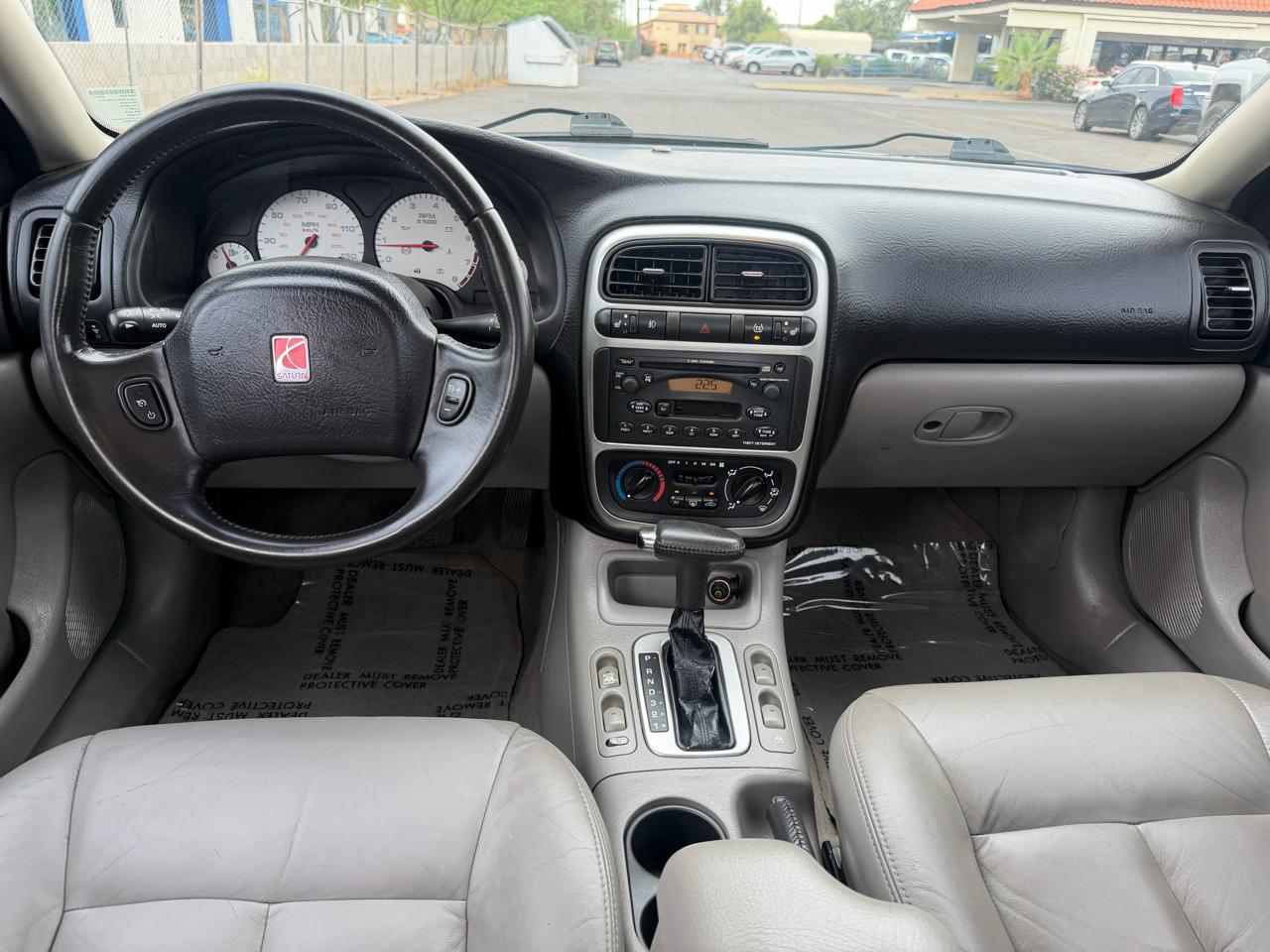 Saturn L300 Sedan 3 2004