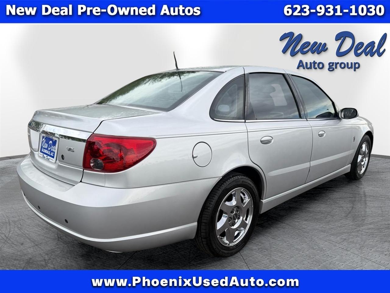 Saturn L300 Sedan 3 2004