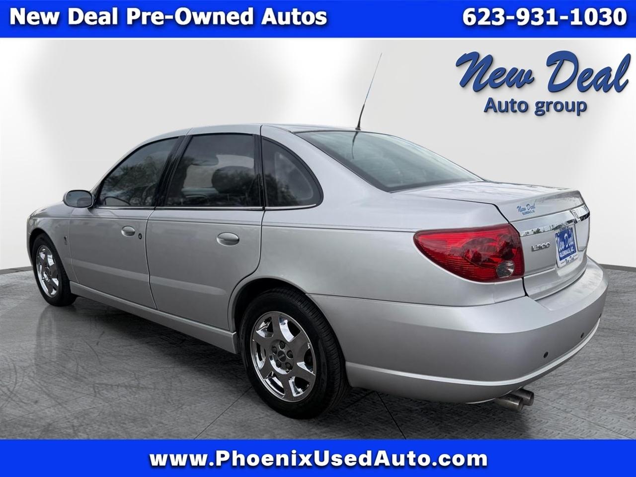 Saturn L300 Sedan 3 2004