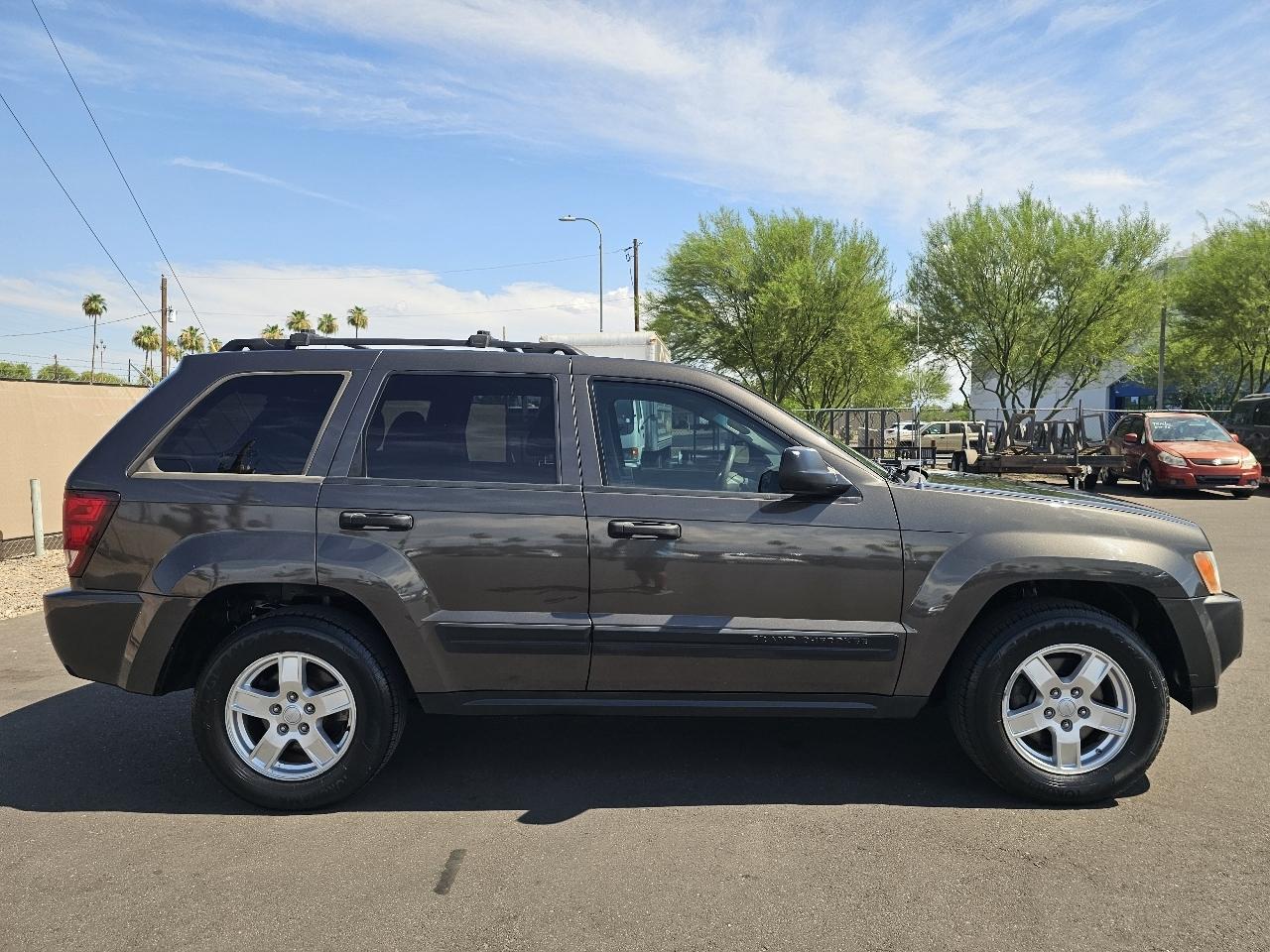 Jeep Grand Cherokee Laredo 2WD 2006
