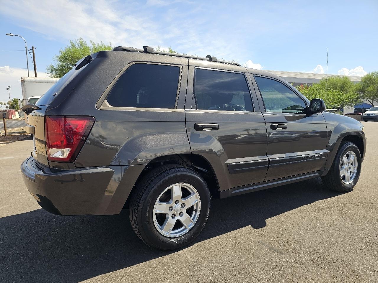 Jeep Grand Cherokee Laredo 2WD 2006