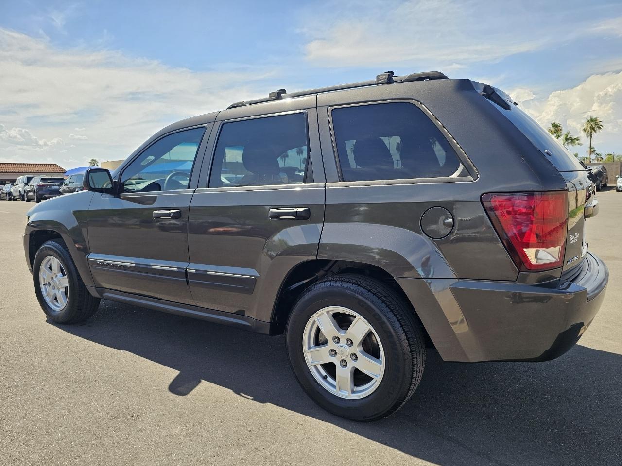 Jeep Grand Cherokee Laredo 2WD 2006