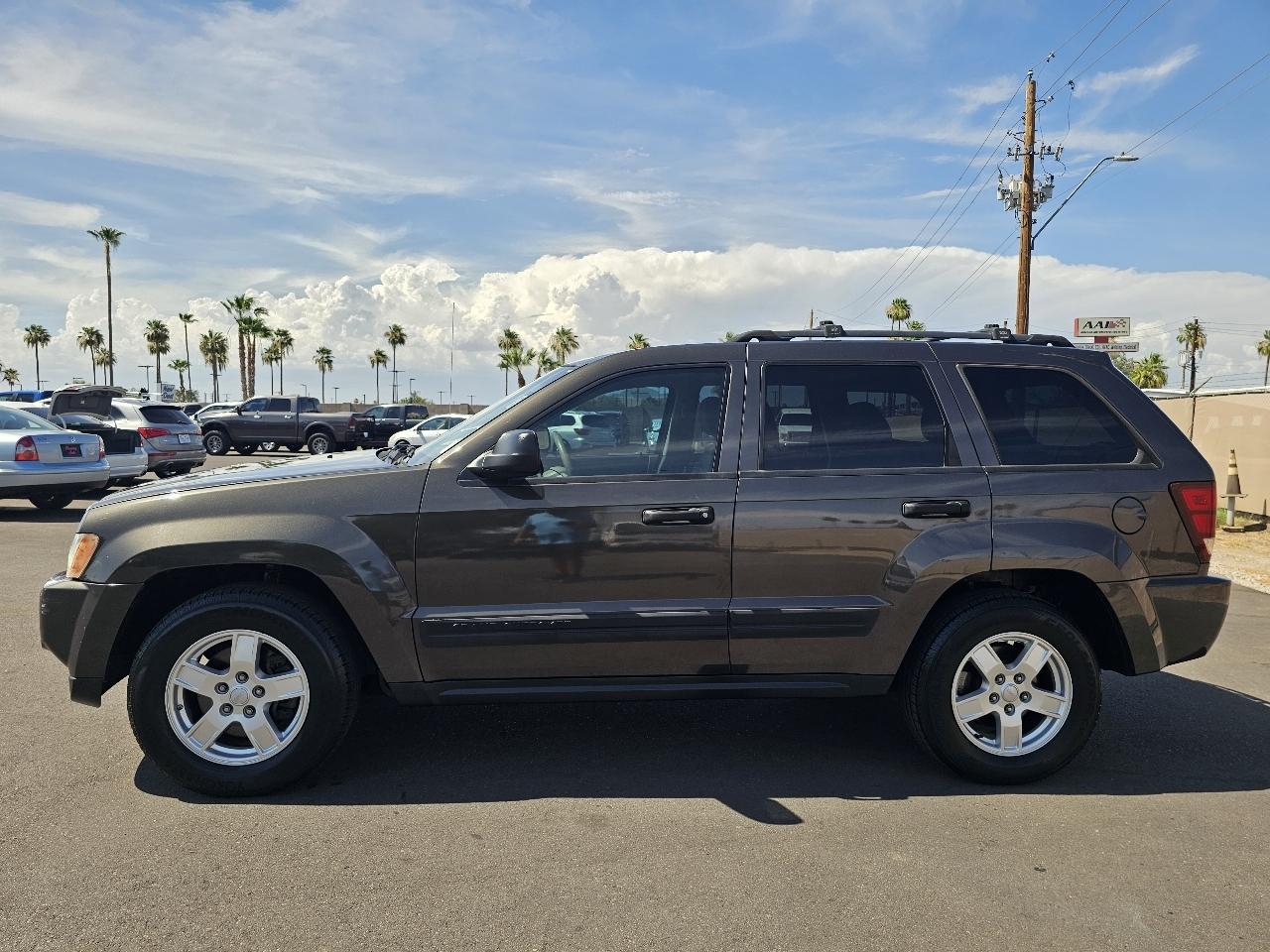 Jeep Grand Cherokee Laredo 2WD 2006