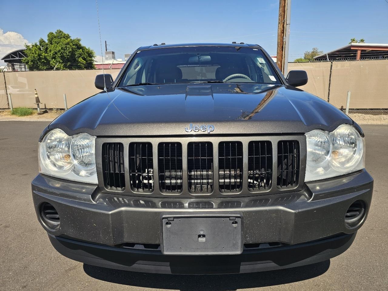 Jeep Grand Cherokee Laredo 2WD 2006