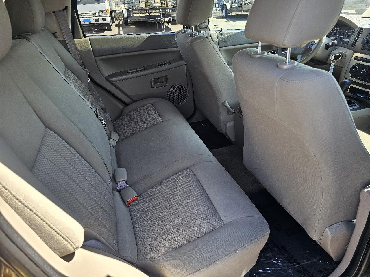 Jeep Grand Cherokee Laredo 2WD 2006
