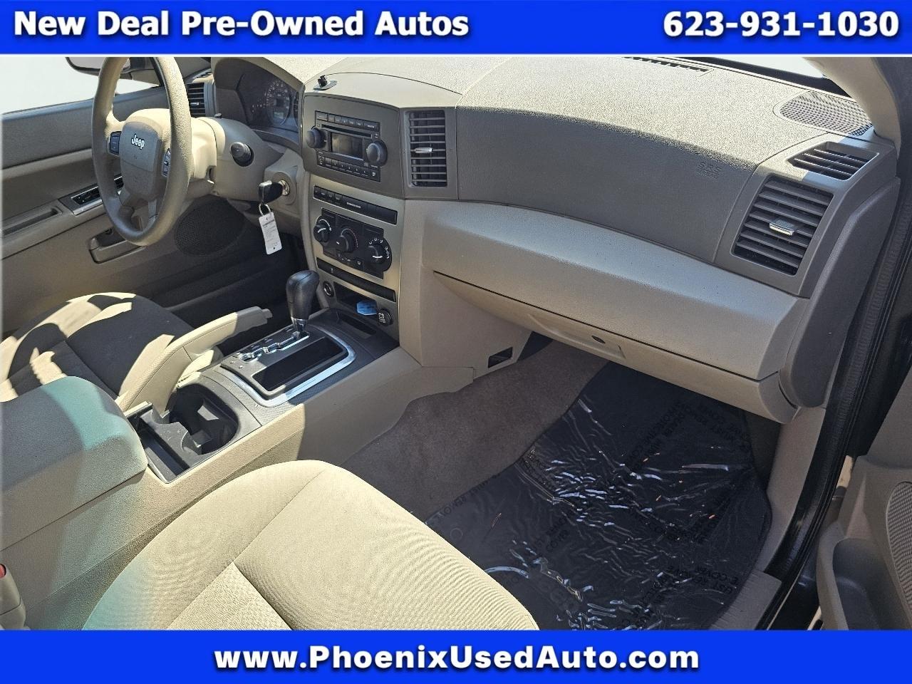 Jeep Grand Cherokee Laredo 2WD 2006