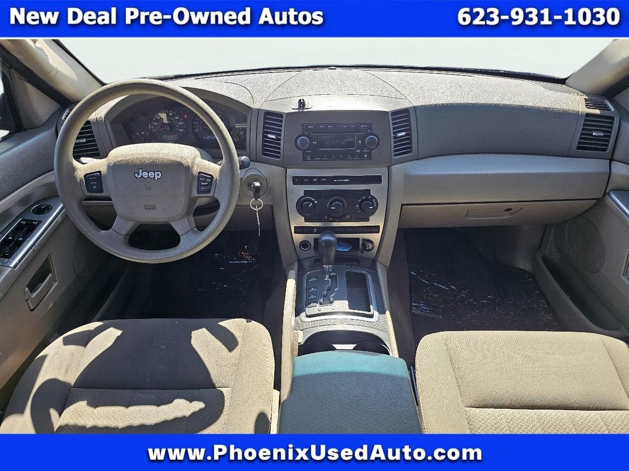Jeep Grand Cherokee Laredo 2WD 2006