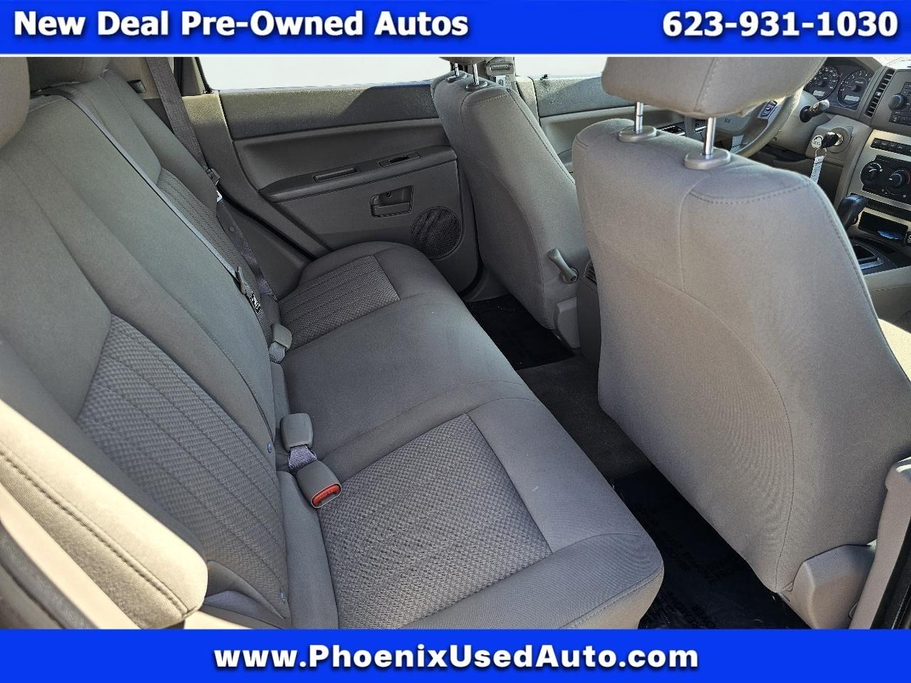 Jeep Grand Cherokee Laredo 2WD 2006