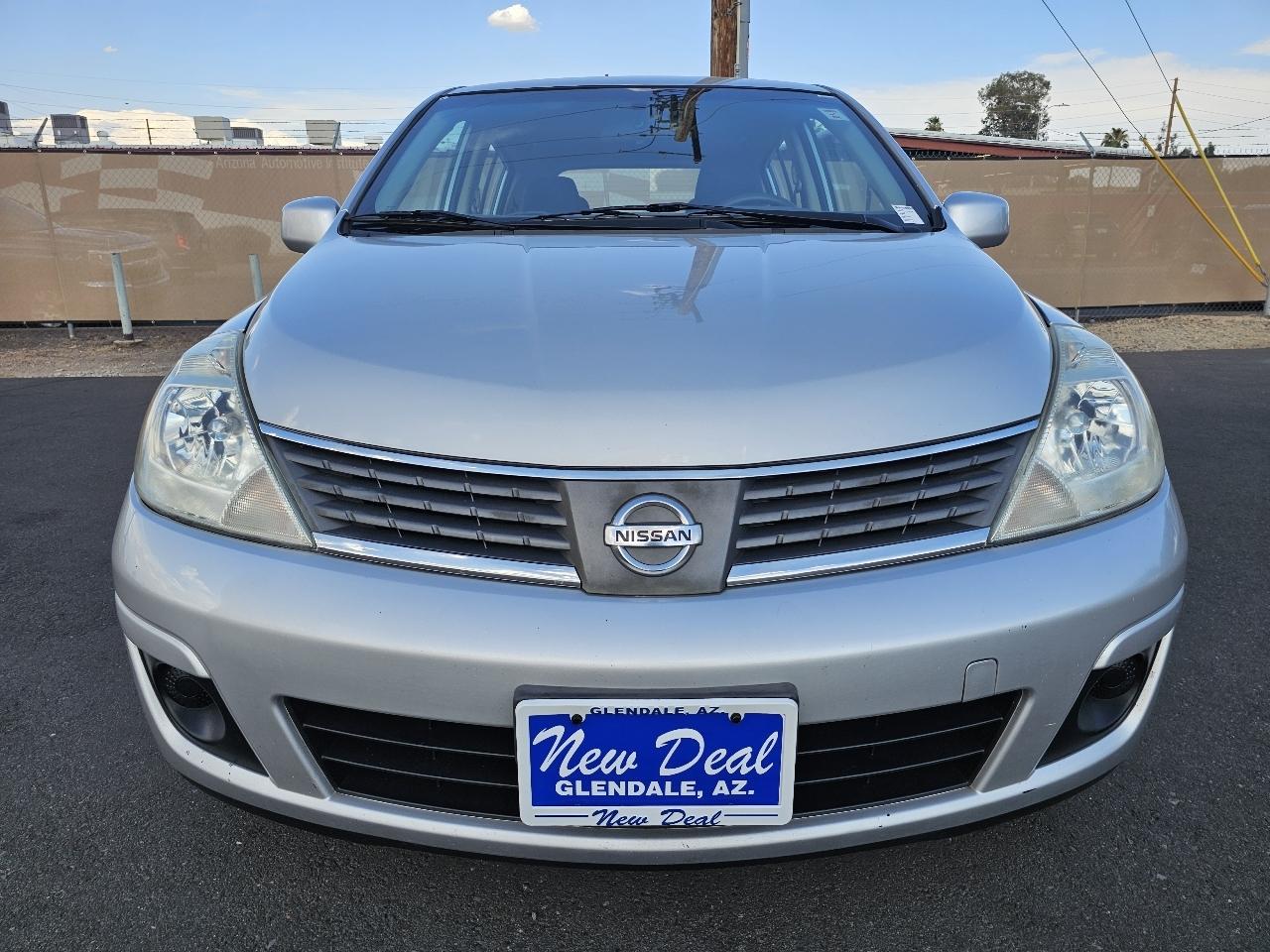 Nissan Versa 1.8 S 2008