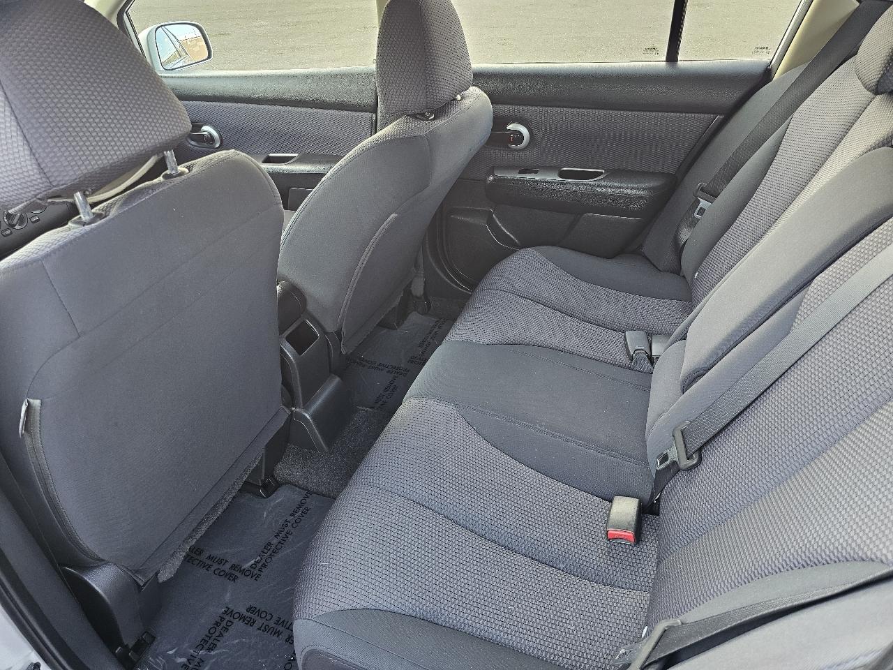 Nissan Versa 1.8 S 2008