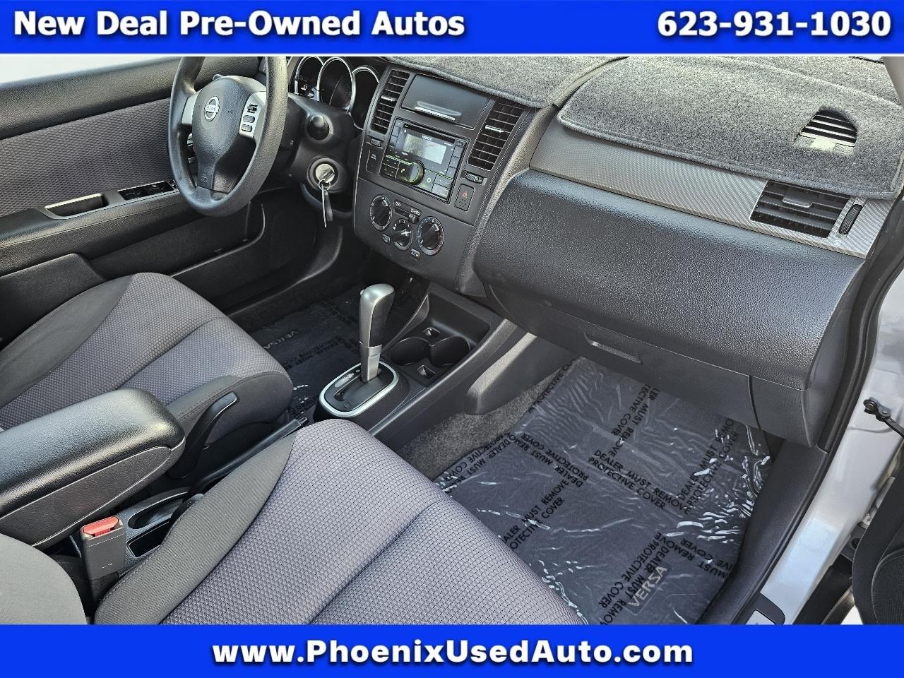 Nissan Versa 1.8 S 2008