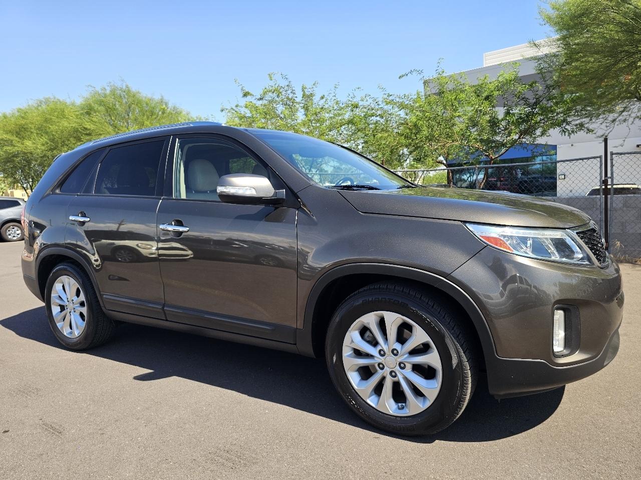 Kia Sorento EX V6 2WD 2014
