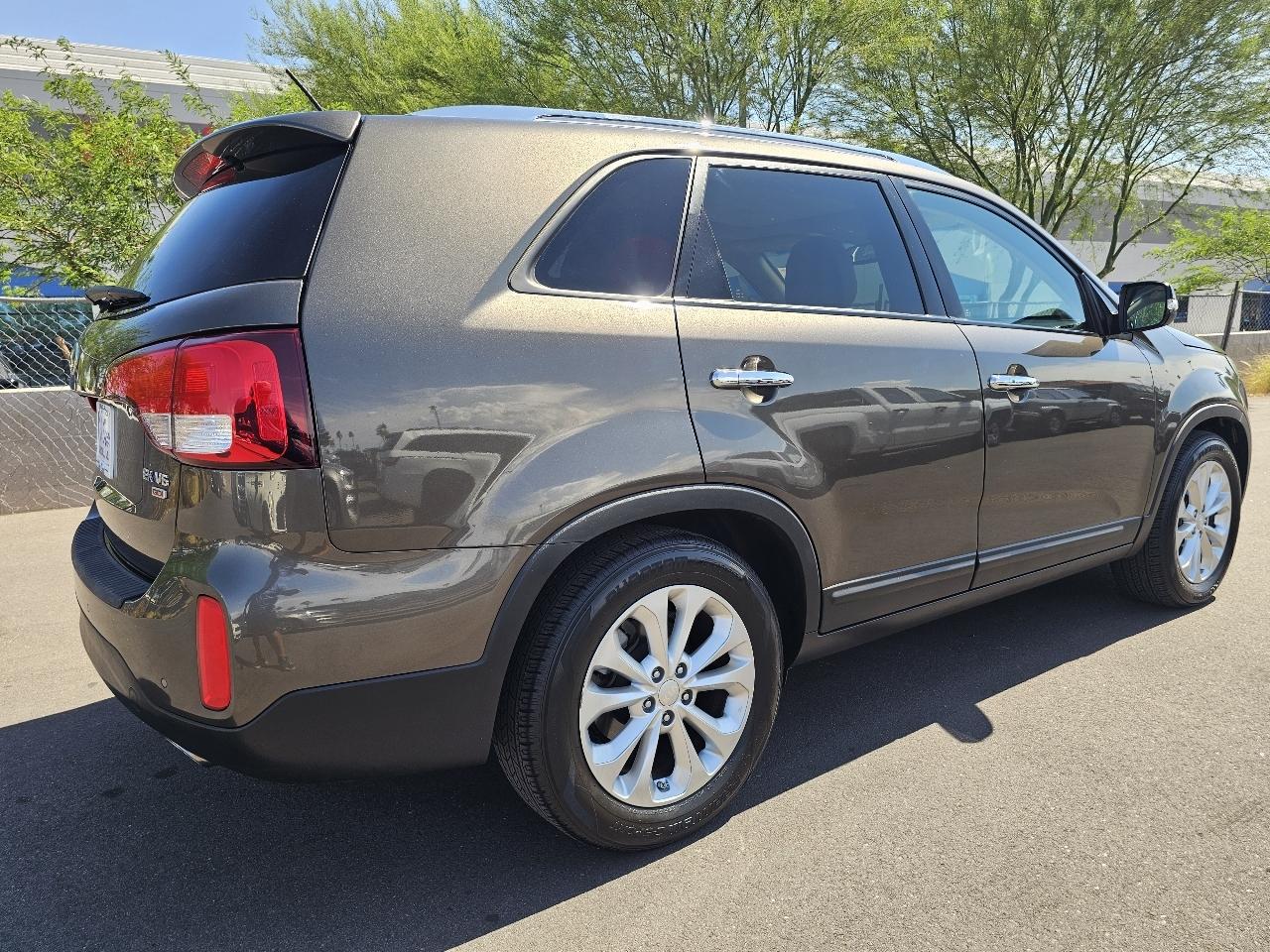 Kia Sorento EX V6 2WD 2014