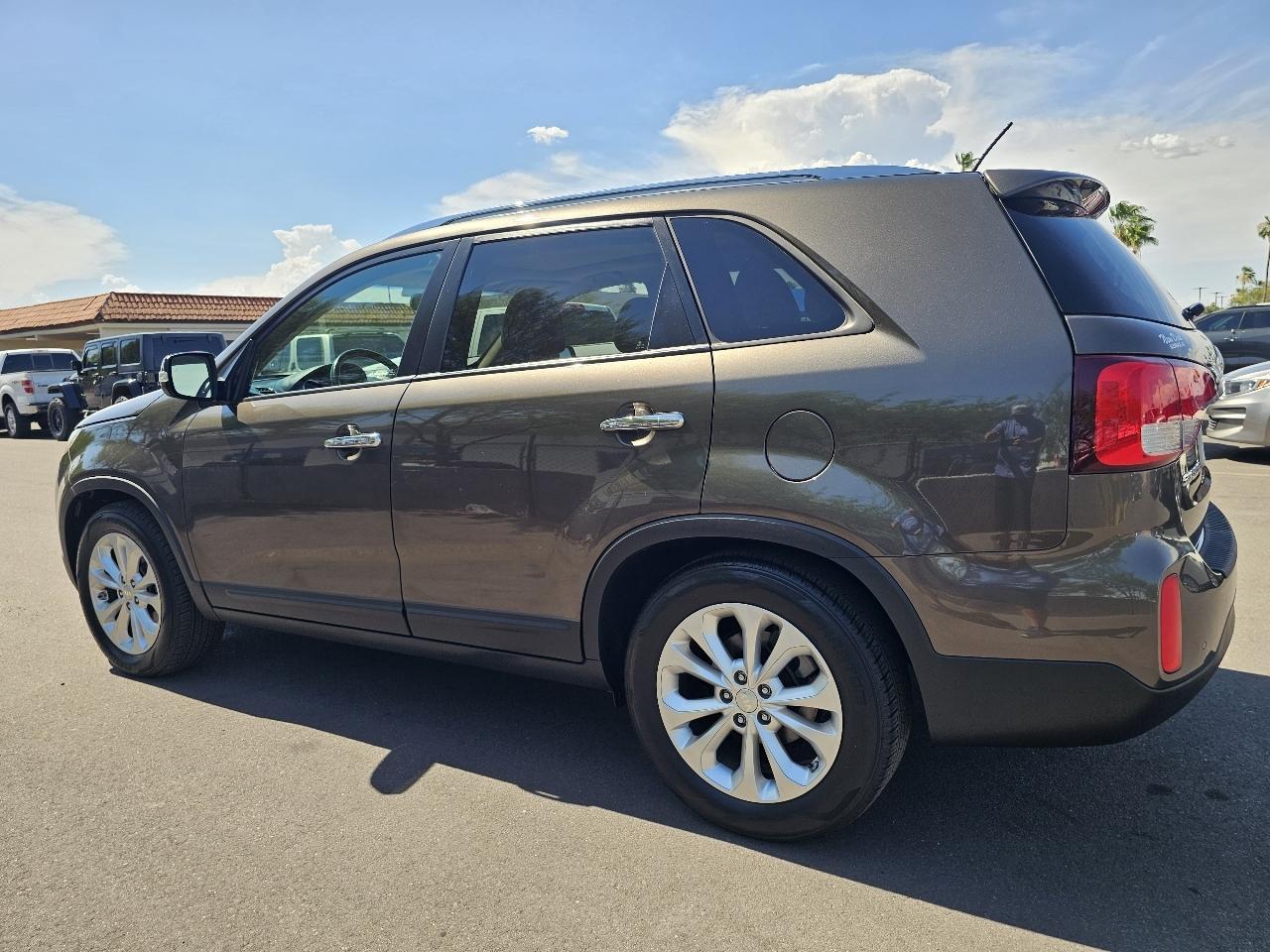 Kia Sorento EX V6 2WD 2014