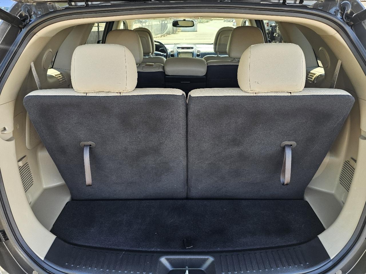 Kia Sorento EX V6 2WD 2014