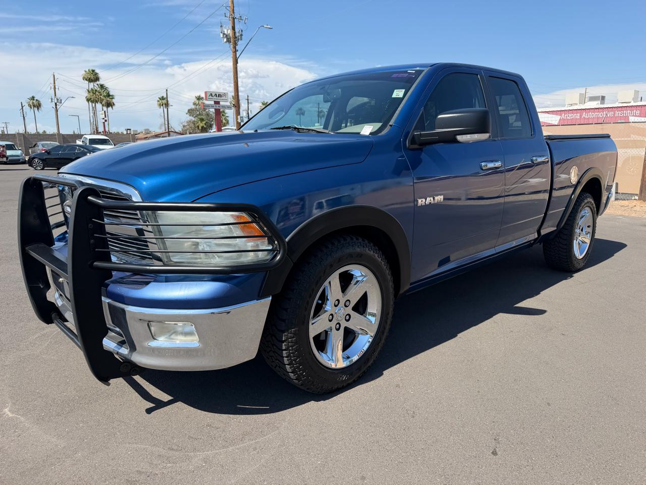 RAM 1500 2WD Crew Cab 140.5" SLT 2010