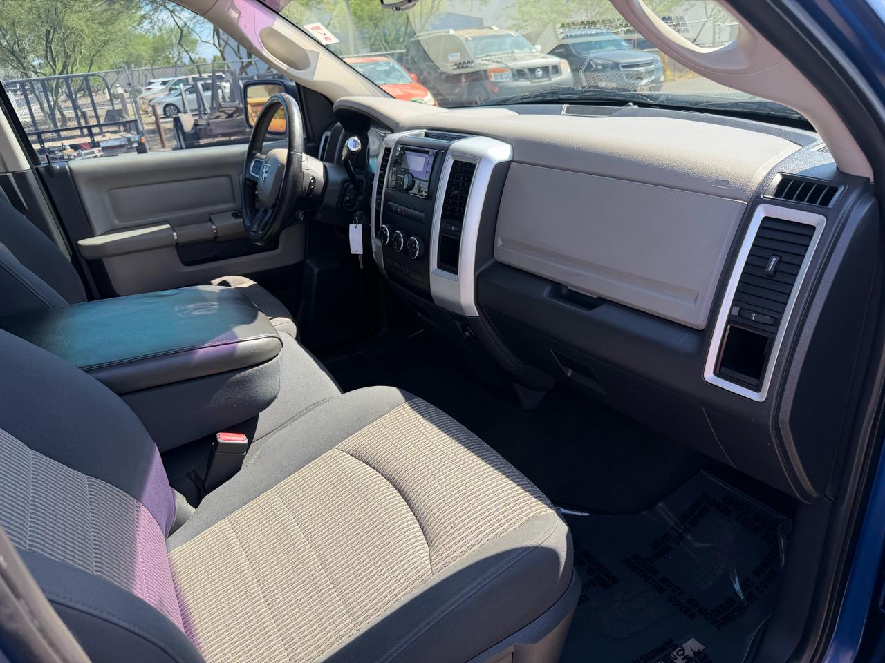 RAM 1500 2WD Crew Cab 140.5" SLT 2010