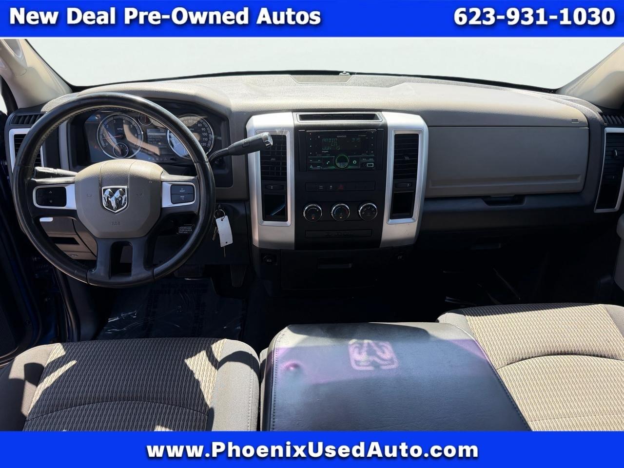 RAM 1500 2WD Crew Cab 140.5" SLT 2010