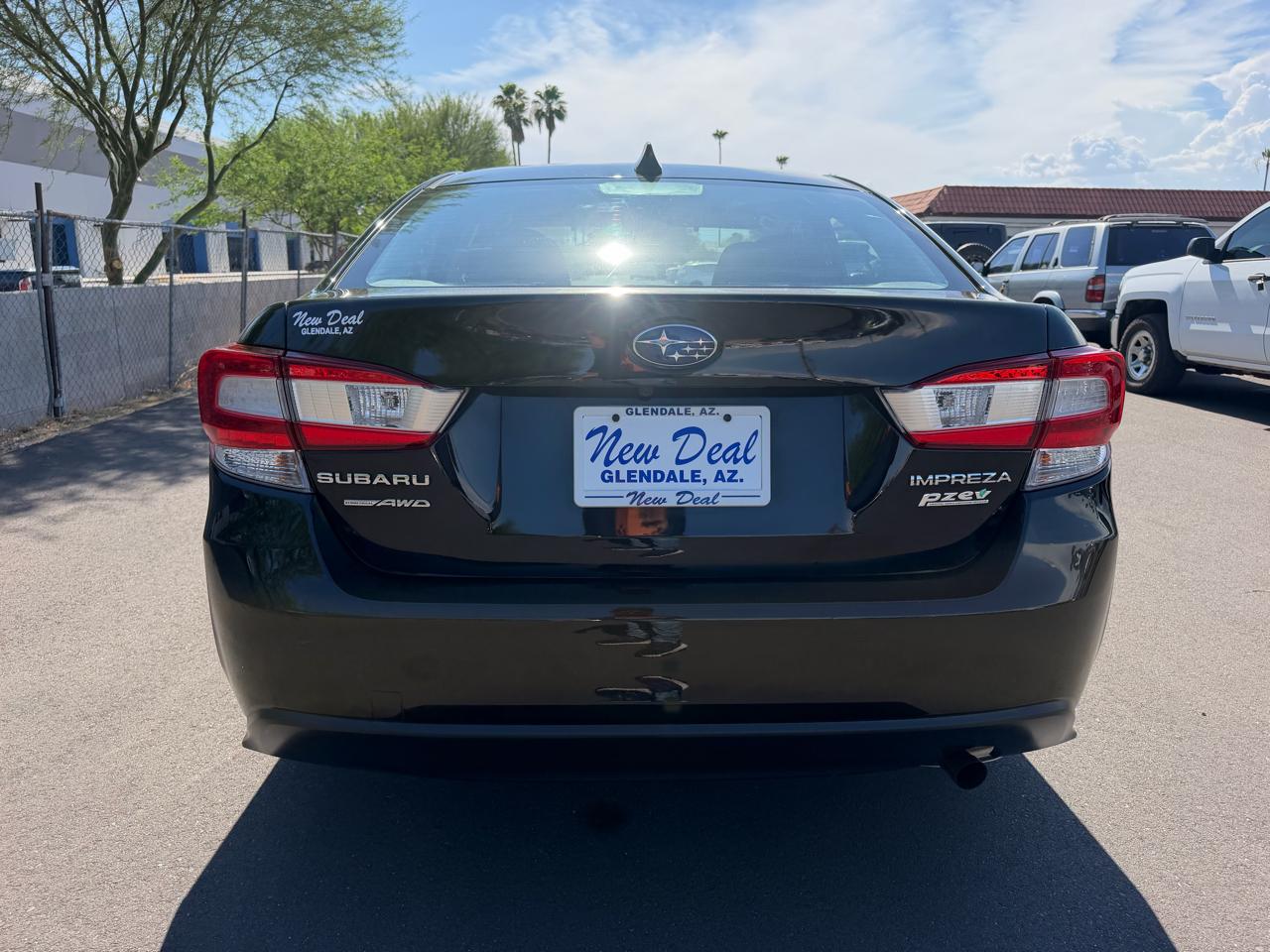 Subaru Impreza 2.0i Premium CVT 4-Door 2017
