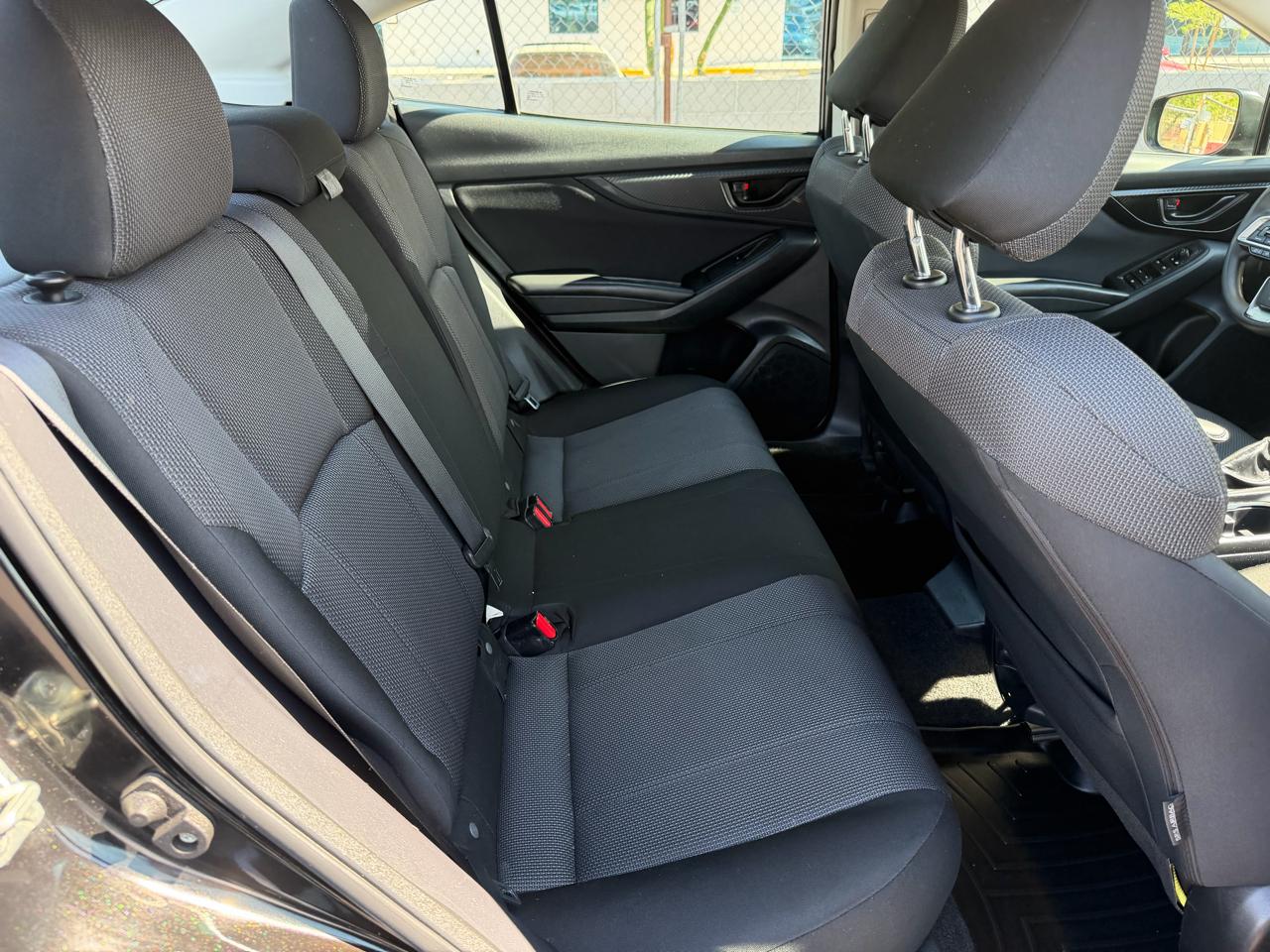 Subaru Impreza 2.0i Premium CVT 4-Door 2017