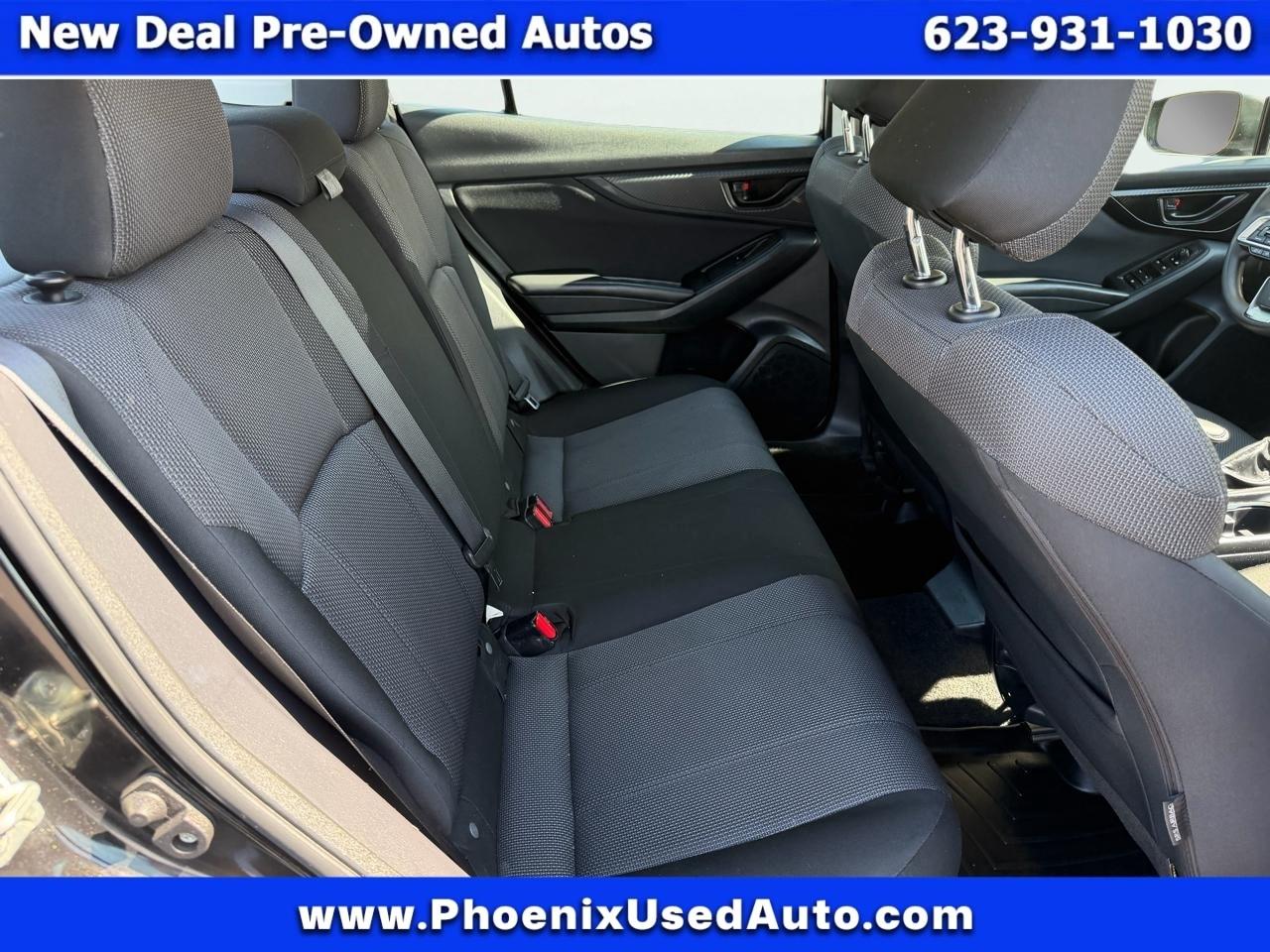 Subaru Impreza 2.0i Premium CVT 4-Door 2017
