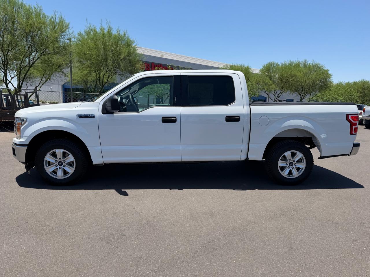 Ford F-150 2WD SuperCrew 139" XL 2018