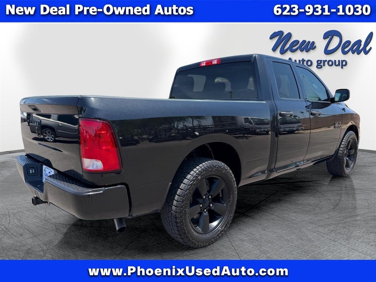 RAM 1500 2WD Crew Cab 140.5" Express 2017
