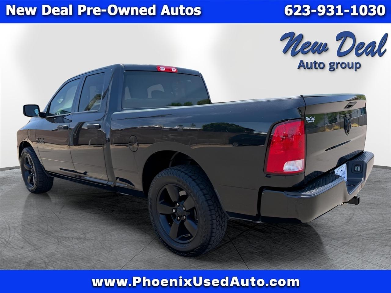 RAM 1500 2WD Crew Cab 140.5" Express 2017
