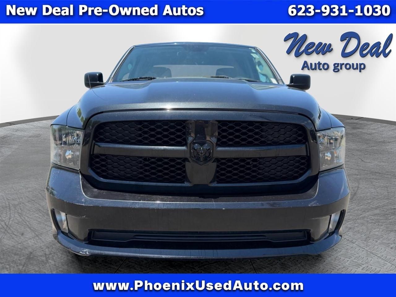 RAM 1500 2WD Crew Cab 140.5" Express 2017