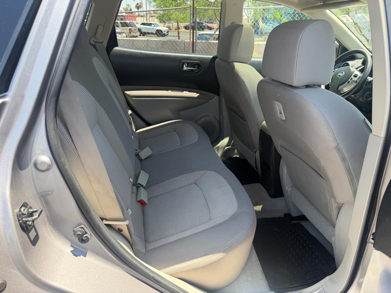 Nissan Rogue S AWD 2013