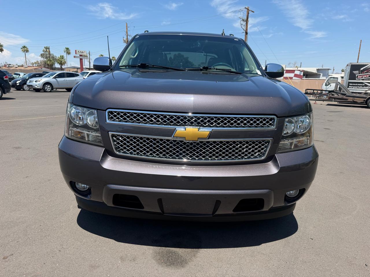 Chevrolet Avalanche LT 2WD 2011