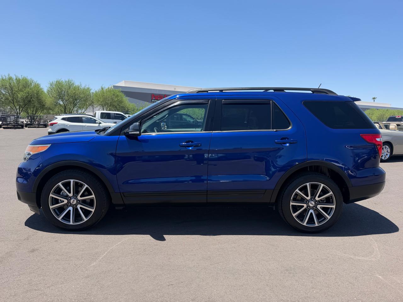Ford Explorer 4dr 114" WB XLT 2015