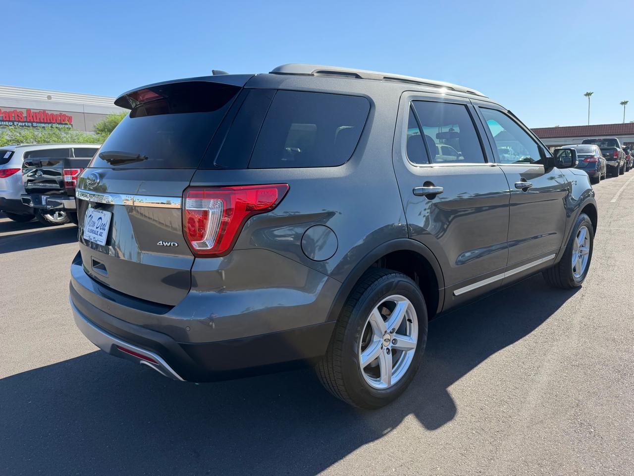 Ford Explorer 4dr XL 4WD 2017
