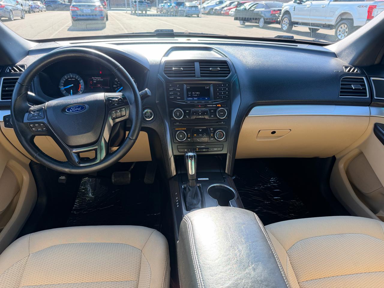 Ford Explorer 4dr XL 4WD 2017