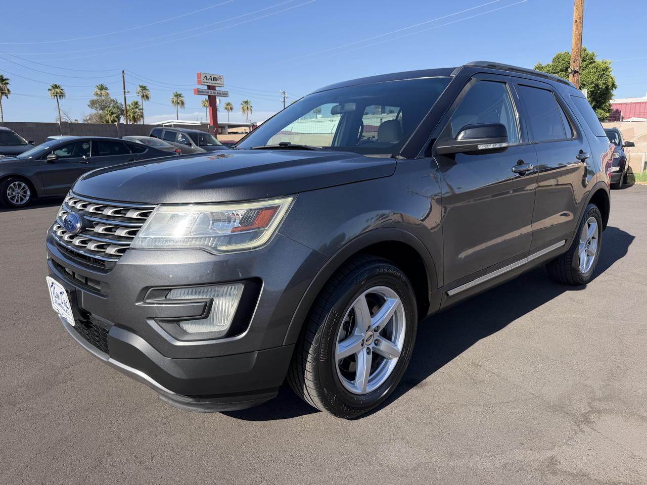 Ford Explorer 4dr XL 4WD 2017