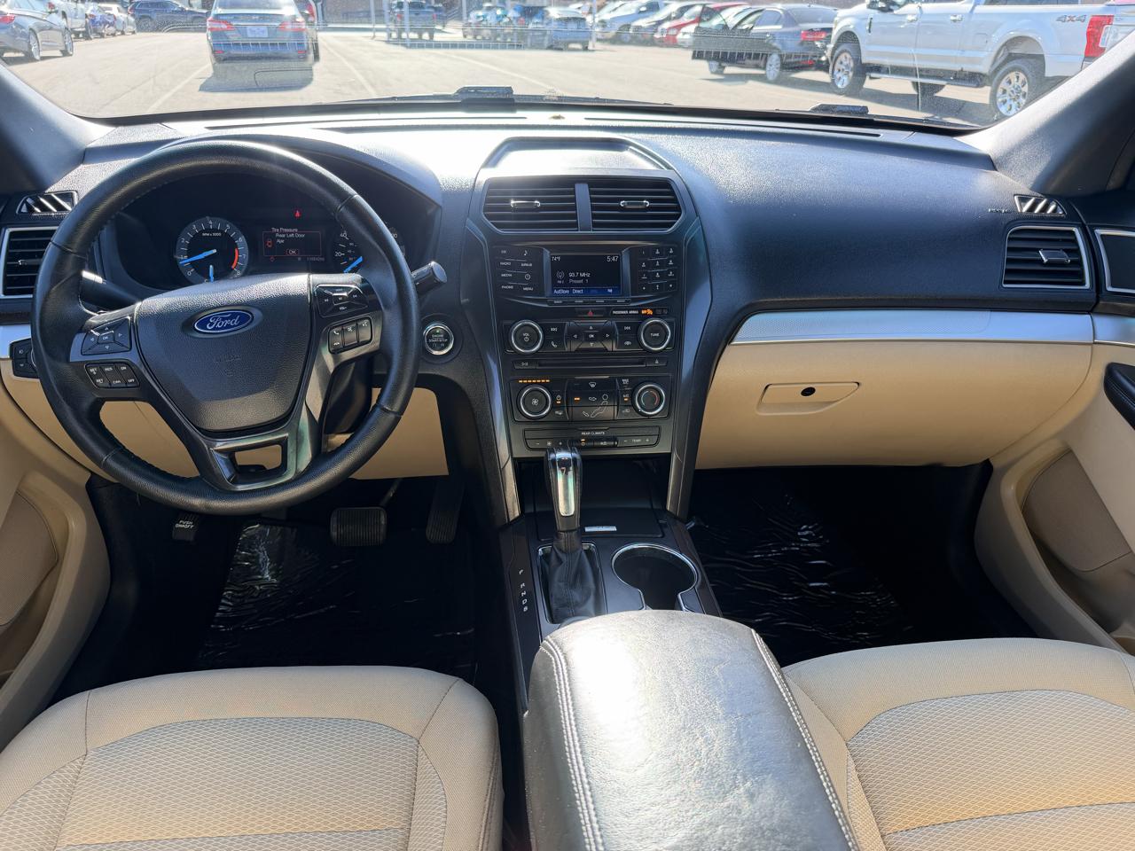 Ford Explorer 4dr XL 4WD 2017